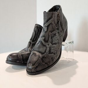Miz Mooz Gray Snake Skin Ankle Boot Size 41